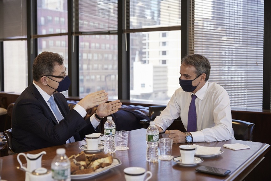 Μητσοτάκης - Μπουρλά συζήτησαν για τις επενδύσεις της Pfizer στη Θεσσαλονίκη