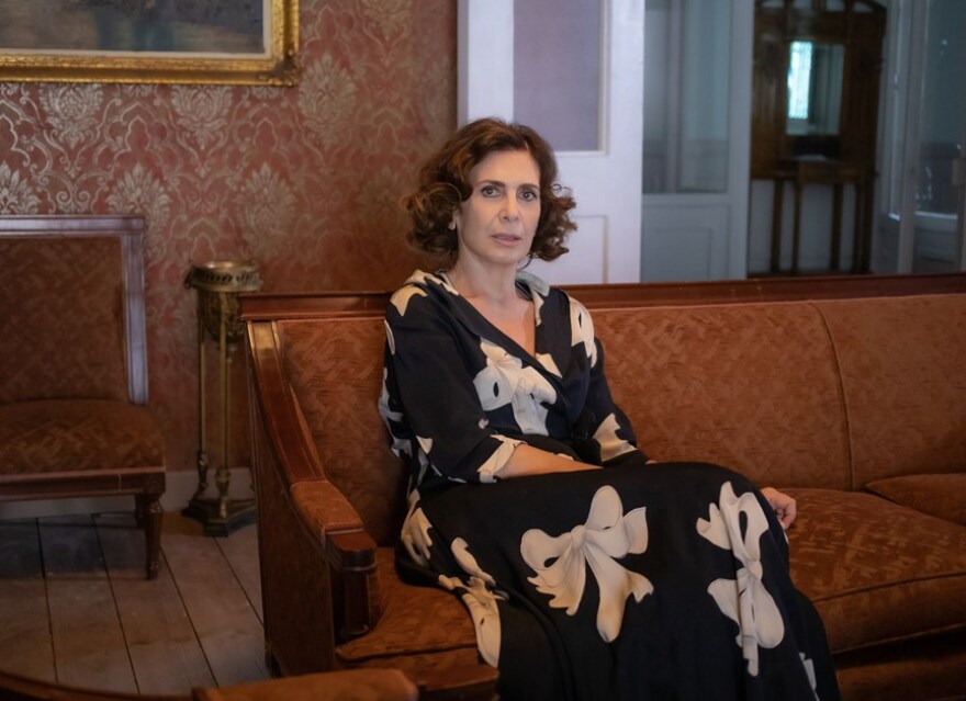 Άγριες Μέλισσες: Η ταυτότητα των πρωταγωνιστών λίγο πριν την πρεμιέρα