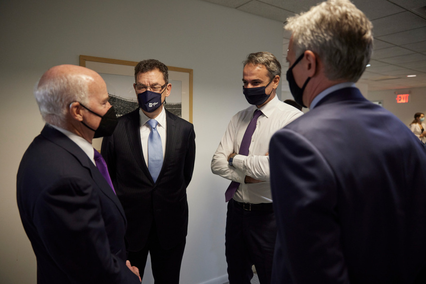 Συνάντηση Μητσοτάκη - Ελπιδοφόρου: «Το θέμα είναι λήξαν» λέει κυβερνητική πηγή 