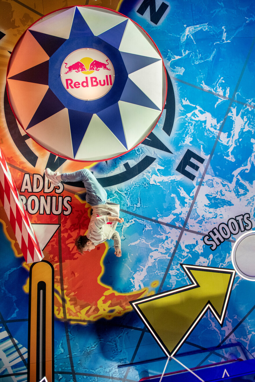  Pasha Petkuns: Το απίθανο βίντεο του Λετονού freerunner σε ένα τεράστιο φλίπερ