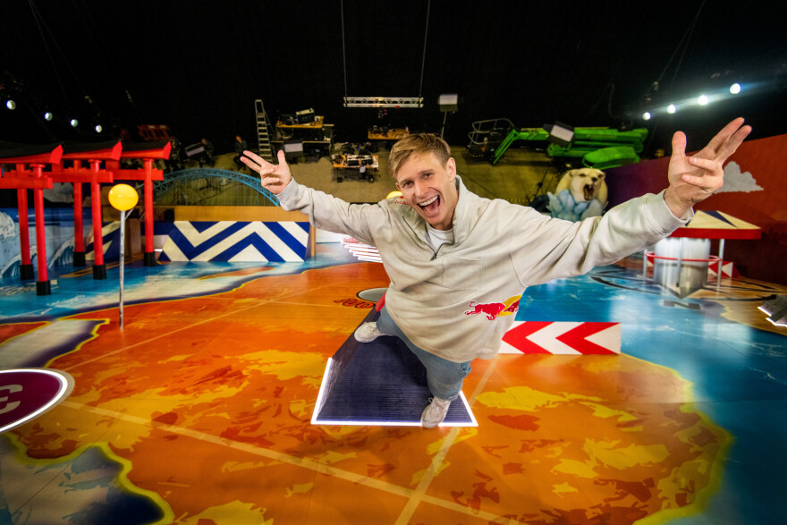  Pasha Petkuns: Το απίθανο βίντεο του Λετονού freerunner σε ένα τεράστιο φλίπερ