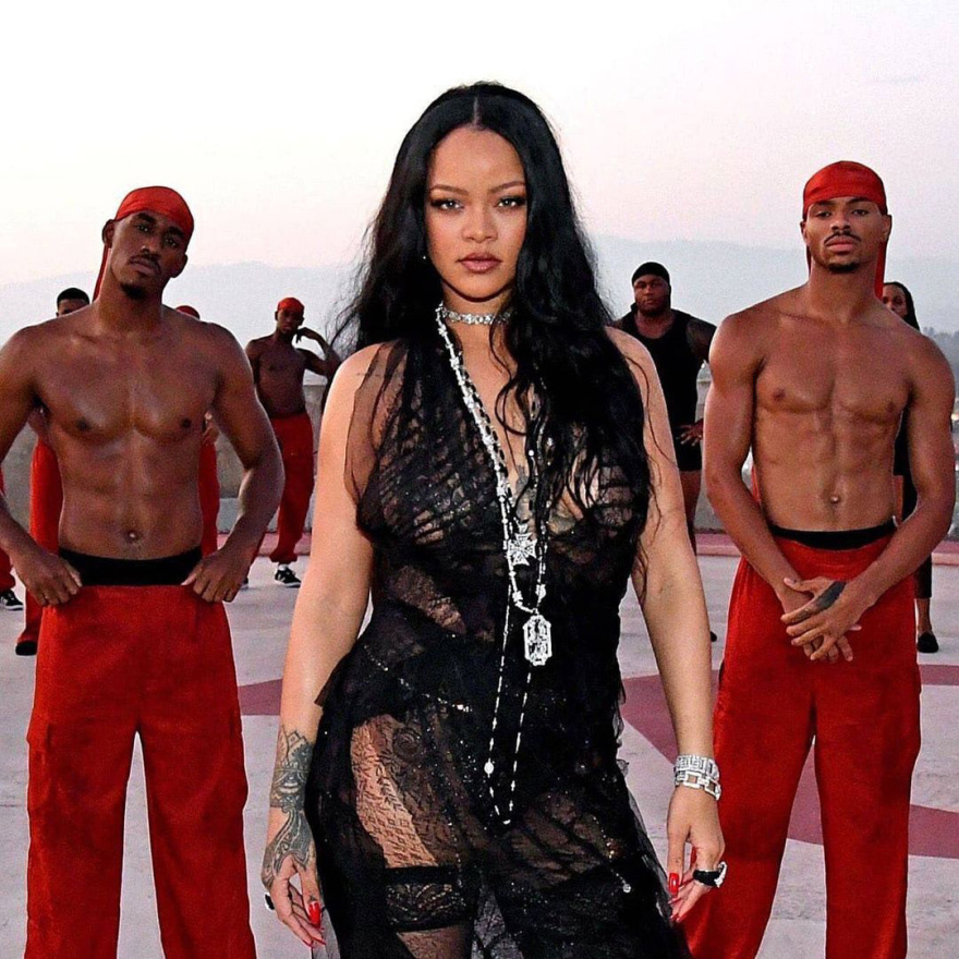 Πιο σέξι, πιο άγρια, πιο γυναίκα... «σεισμός» από το Savage x Fenty show της Rihanna - Δείτε φωτογραφίες