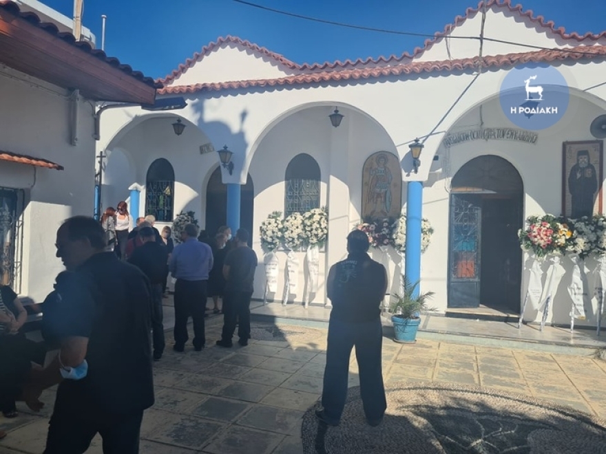 Έγκλημα στη Ρόδο: Ράγισαν καρδιές για την άτυχη Ντόρα - Οργή για τον δράστη