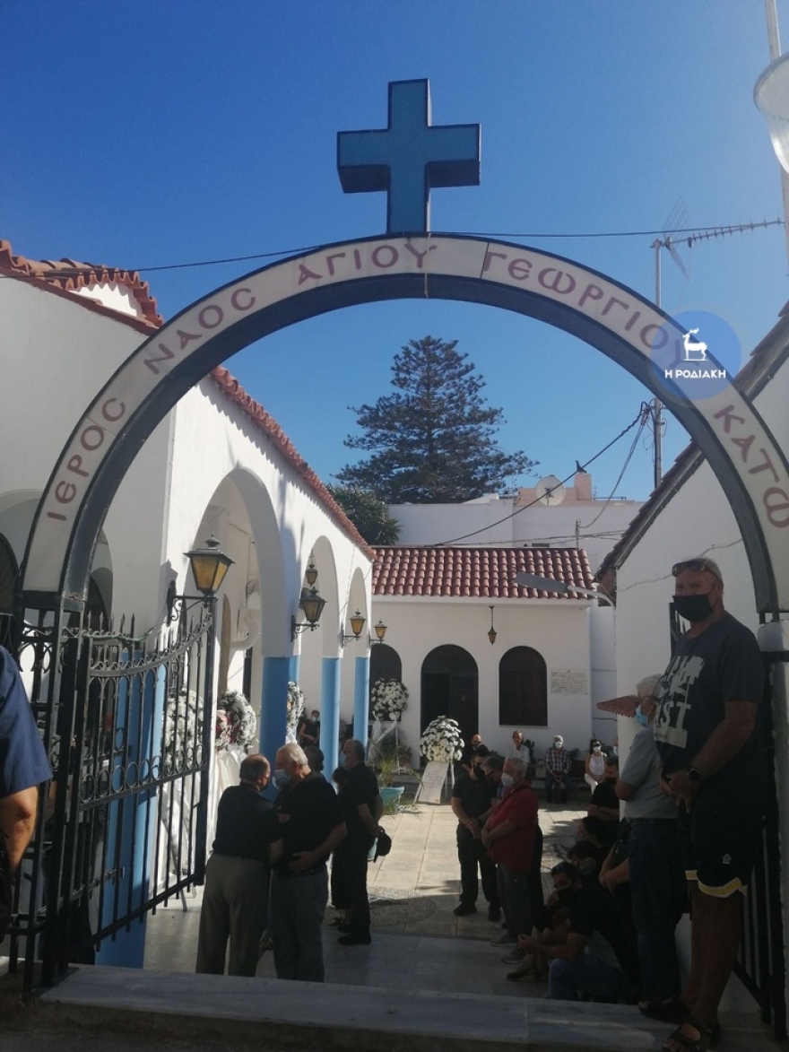 Έγκλημα στη Ρόδο: Ράγισαν καρδιές για την άτυχη Ντόρα - Οργή για τον δράστη