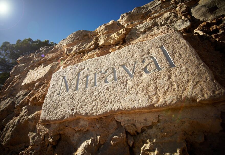 Το Chateau Miraval και το κρασί των Μπραντζελίνα - Τόμας Περίν: «Ο Μπραντ Πιτ λατρεύει το κτήμα»