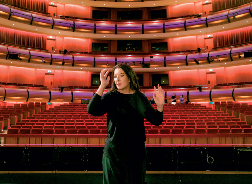 Συνέντευξη στο «Gala»: Στο κρεβάτι της Κάλλας με τη Μαρίνα Αμπράμοβιτς