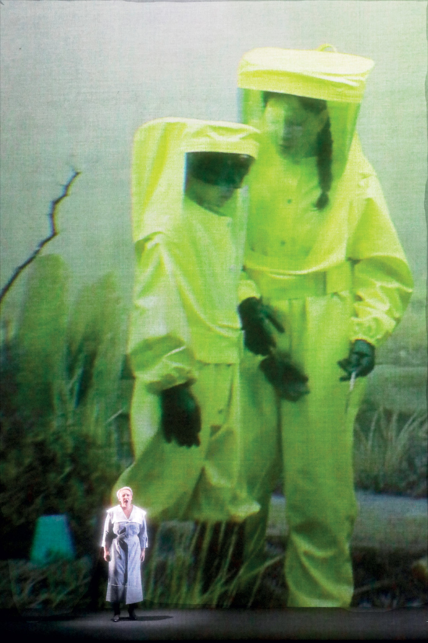 Συνέντευξη στο «Gala»: Στο κρεβάτι της Κάλλας με τη Μαρίνα Αμπράμοβιτς