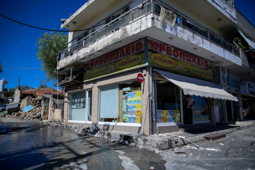 Σεισμός στην Κρήτη - Αρκαλοχώρι: Ένα ολόκληρο χωριό καταστράφηκε 