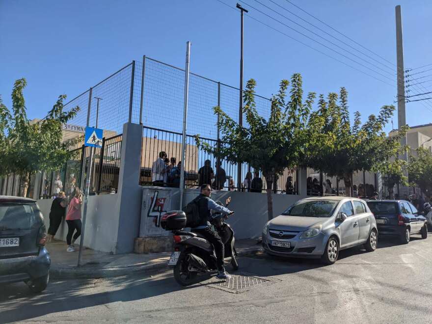 Σεισμός στην Κρήτη: Νεκρός ένας από τους τρεις εγκλωβισμένους στο Αρκαλοχώρι - Κλιμάκιο της ΕΜΑΚ σπεύδει για απεγκλωβισμούς