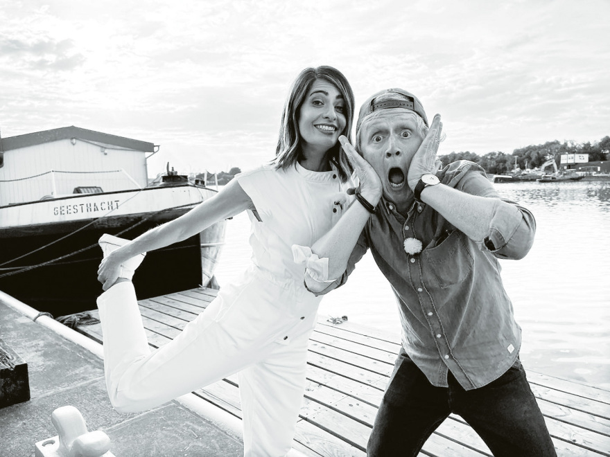 Λίντα Ζερβάκη: Η Ελληνίδα παρουσιάστρια που... τρόλαρε τους Γερμανούς πολιτικούς με Μίκυ Μάους!