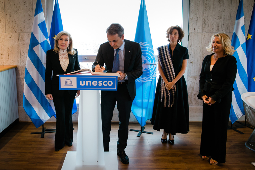 Συνάντηση Μητσοτάκη με Γενική Διευθύντρια της UNESCO: Συζήτησαν για Αγία Σοφία και Μονή της Χώρας