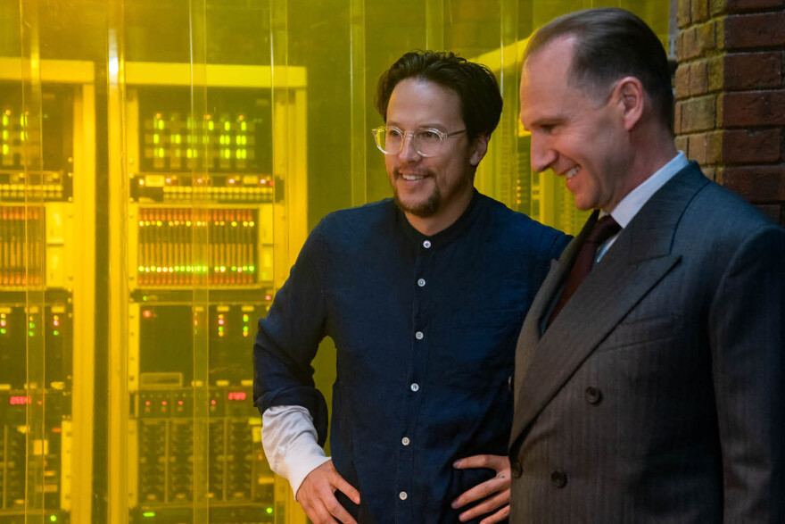 Ο Ντάνιελ Κρεγκ στον Δημήτρη Δανίκα: «Ο Τζέιμς Μποντ δεν μπορεί να λύσει κάτι τόσο σοβαρό όπως το #Metoo»