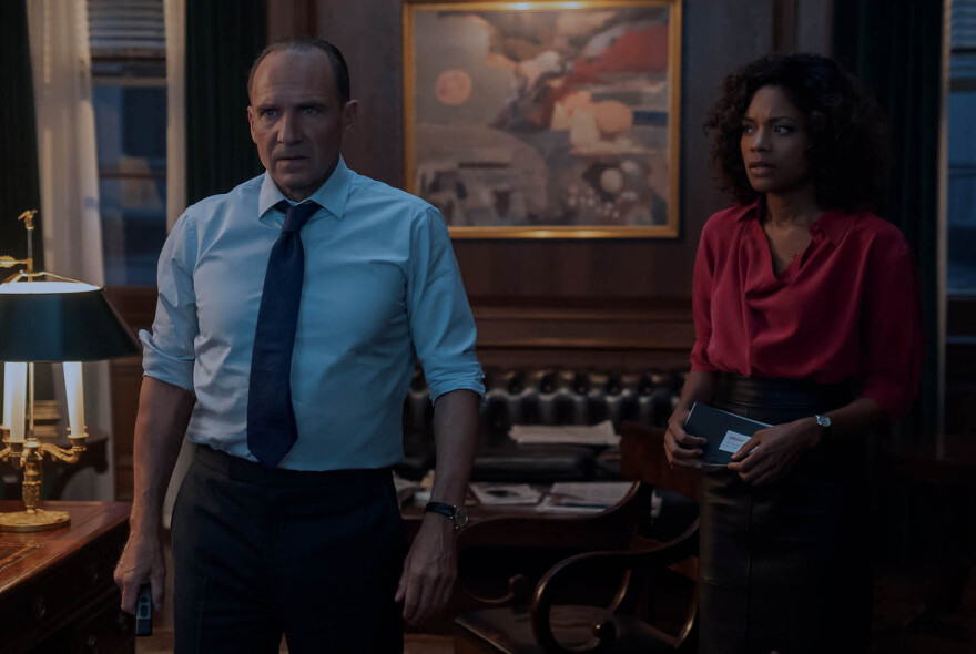 Ο Ντάνιελ Κρεγκ στον Δημήτρη Δανίκα: «Ο Τζέιμς Μποντ δεν μπορεί να λύσει κάτι τόσο σοβαρό όπως το #Metoo»