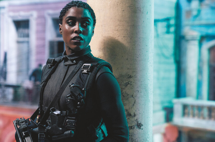 Ο Ντάνιελ Κρεγκ στον Δημήτρη Δανίκα: «Ο Τζέιμς Μποντ δεν μπορεί να λύσει κάτι τόσο σοβαρό όπως το #Metoo»