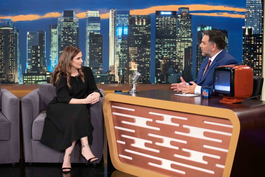 «The 2night Show»: Απόψε ο Γρηγόρης Αρναούτογλου υποδέχεται την λαμπερή Φαίη Σκορδά