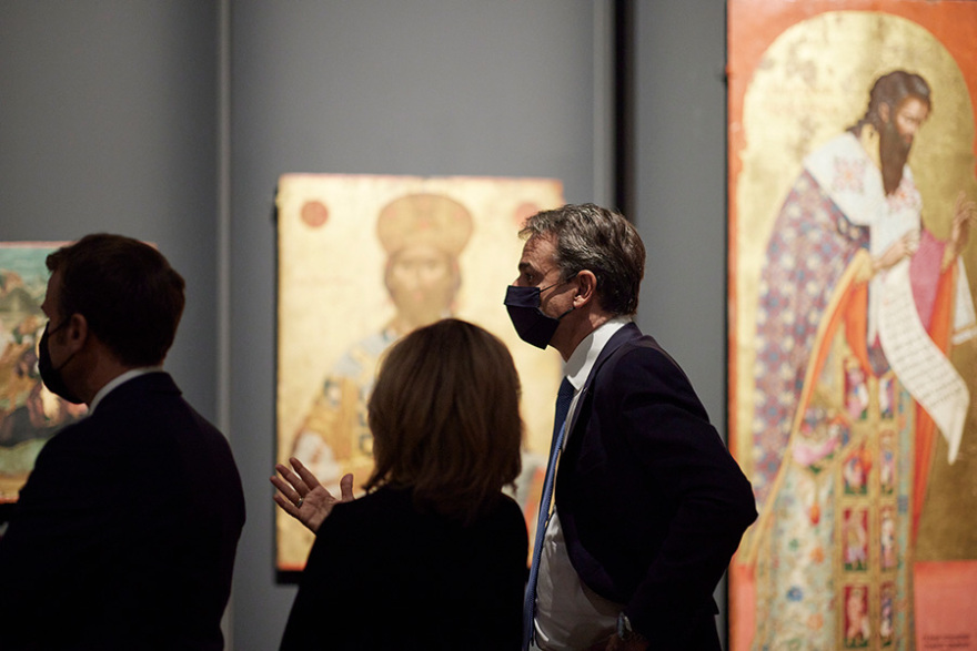 Μητσοτάκης και Μακρόν στο Λούβρο: «Ιστορία αγάπης» η σχέση των δύο χωρών, λέει ο Γάλλος πρόεδρος - Δείτε φωτογραφίες