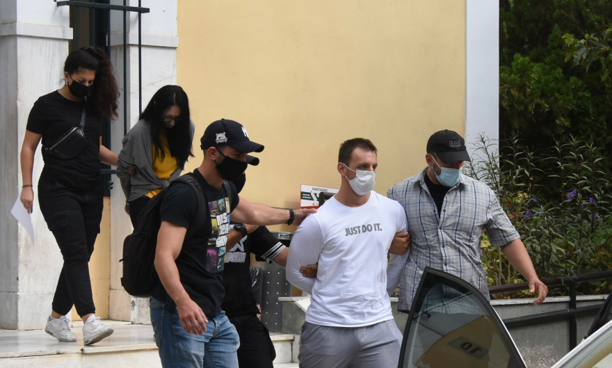 Ληστεία στη Μητροπόλεως: Κακουργηματικές διώξεις στον 33χρονο αντιεξουσιαστή