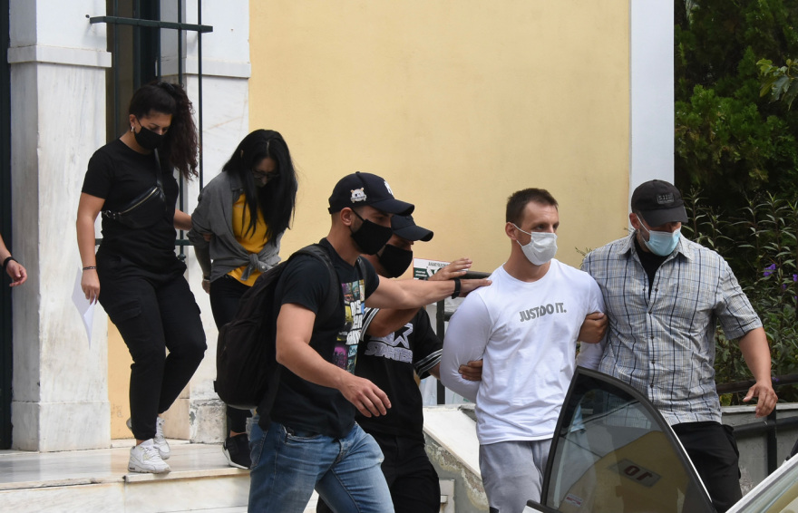 Ληστεία στη Μητροπόλεως: Κακουργηματικές διώξεις στον 33χρονο αντιεξουσιαστή