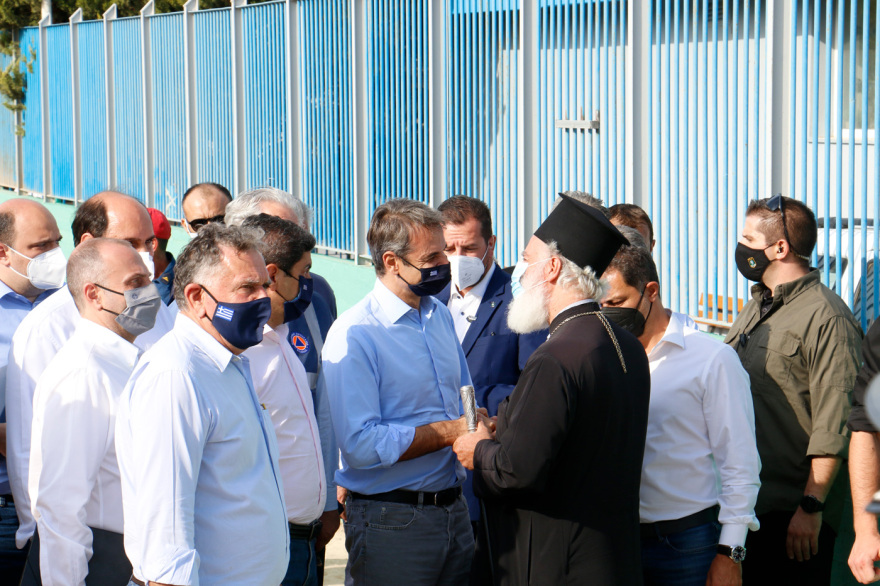 Στην Κρήτη ο Μητσοτάκης: Άμεσα 20.000 ευρώ σε όσους έχασαν τα σπίτια τους - Στήριξη σε επιχειρήσεις