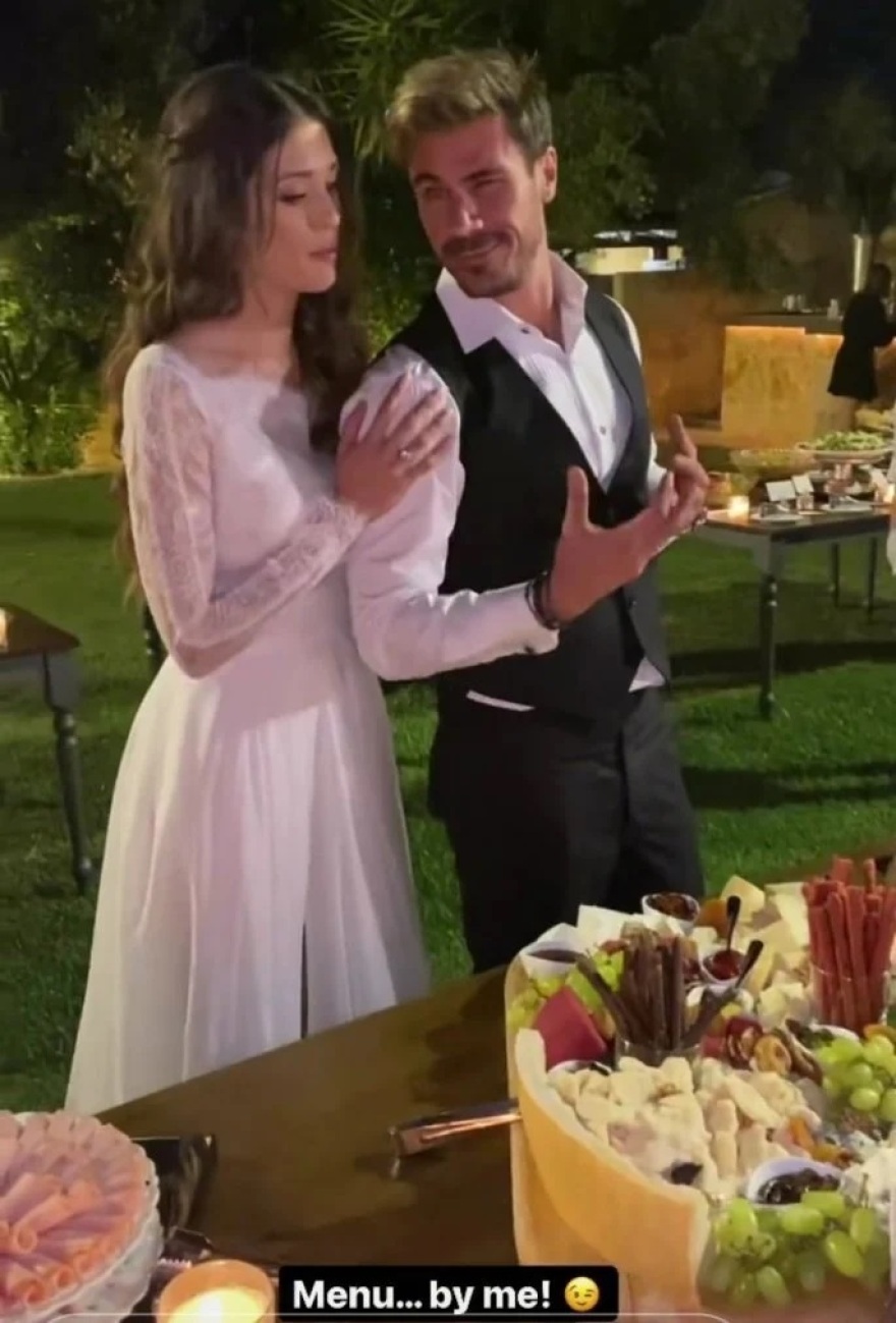 Δείτε το μενού στον γάμο του Άκη Πετρετζίκη με την Κωνσταντίνα Παπαμιχαήλ