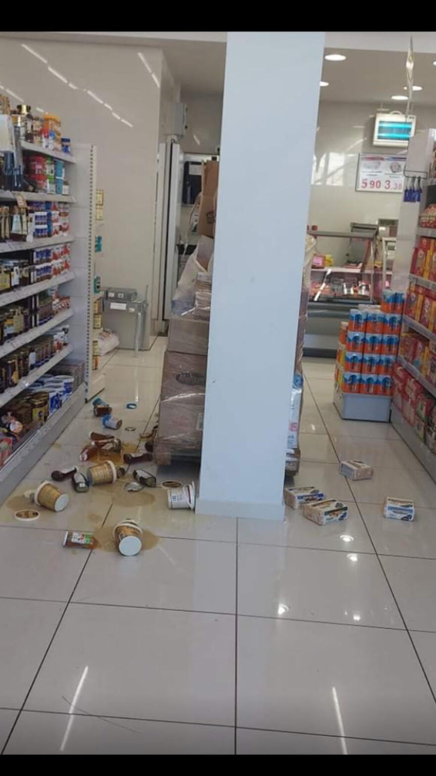 Σεισμός στην Κρήτη: «Ολη μου τη ζωή ζω εδώ, δεν έμεινε τίποτα όρθιο, τώρα μου λένε να φύγω...»