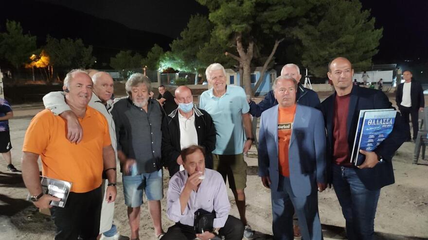 Ο Δήμος Διονύσου τίμησε τον θρύλο του ποδοσφαίρου Μίμη Δομάζο, 50 χρόνια μετά το έπος του Γουέμπλεϊ