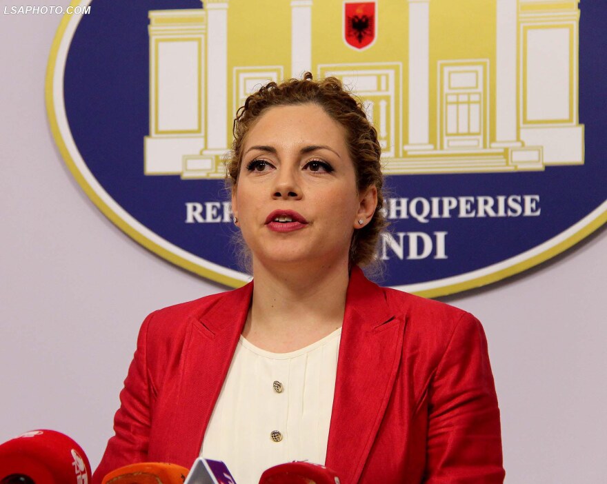 Όλες οι... γυναίκες του προέδρου: Ο Ράμα έβαλε 12 κυρίες στη νέα κυβέρνηση της Αλβανίας