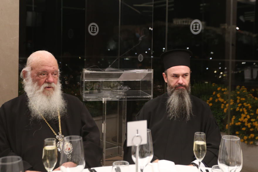 Ιερώνυμος στην εκδήλωση του ΕΛΙΚΑΡ: «Η επιστήμη γίνεται αφορμή διακονίας και αγάπης» - Δείτε φωτογραφίες