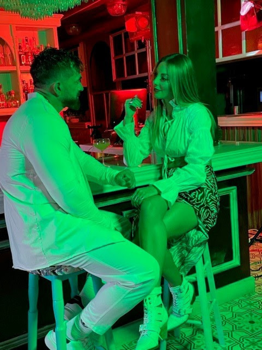 Βο - Ματίνα Ζάρα: Μια πρώτη γεύση από το ντουέτο τους «Μένω Σπίτι» - Δείτε φωτογραφίες από τα backstage