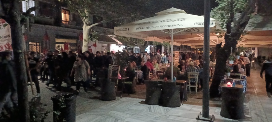 Δείτε βίντεο: Επεισόδια και χημικά στην πορεία κατά του νομοσχεδίου για την αξιολόγηση εκπαιδευτικών