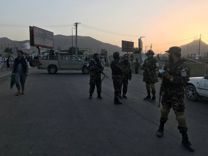 Αφγανιστάν: Βομβιστική επίθεση με «πολλά θύματα» σε τζαμί στην Καμπούλ