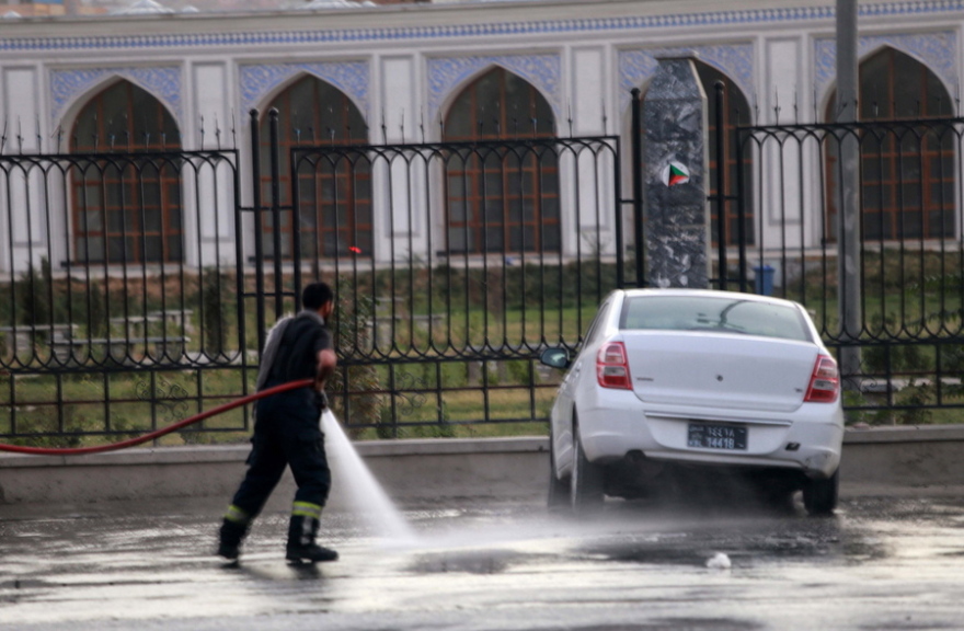 Πολύνεκρη επίθεση στην Καμπούλ αμαύρωσε επινίκια εκδήλωση των Ταλιμπάν