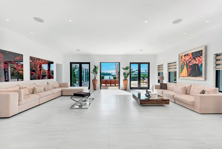 Μπεν Αφλεκ - Τζένιφερ Λόπεζ: Μπήκαμε στην ερωτική τους φωλιά στο Μαϊάμι, αξίας $18,9 εκατ.