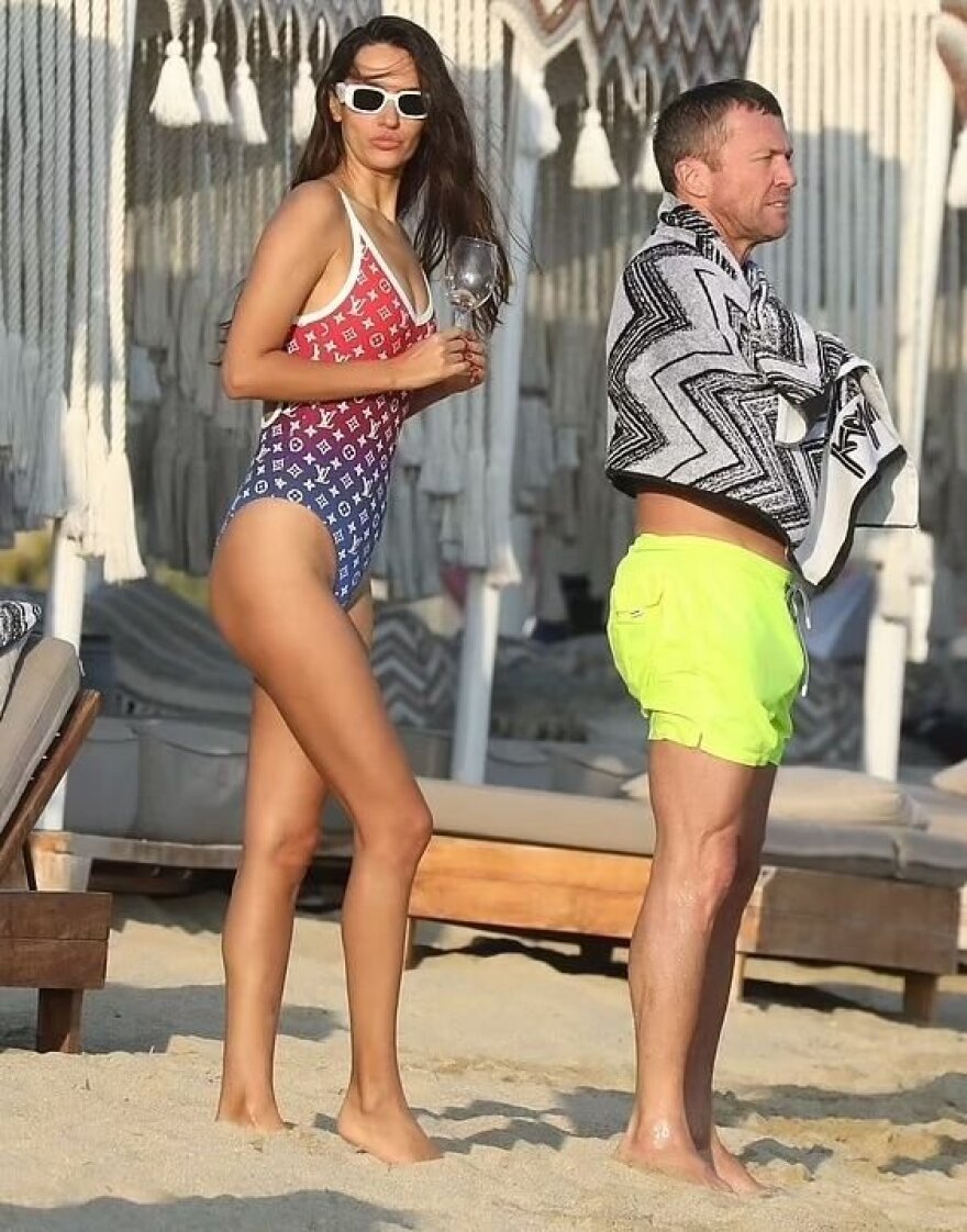 Λόταρ Ματέους: Χώρισε και την καλλονή Αναστασία και μετράει πλέον... πέντε διαζύγια!