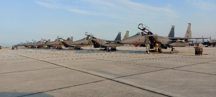 Φωτογραφίες: Υπερσύγχρονα αμερικανικά μαχητικά F-15 στην 110 Πτέρυγα Μάχης στη Λάρισα
