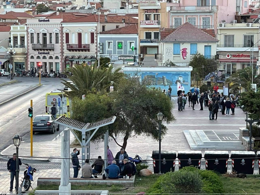 Μυτιλήνη: Συγκέντρωση ενάντια στη νέα κλειστή δομή μεταναστών – Μερικές δεκάδες άτομα έδωσαν το «παρών»