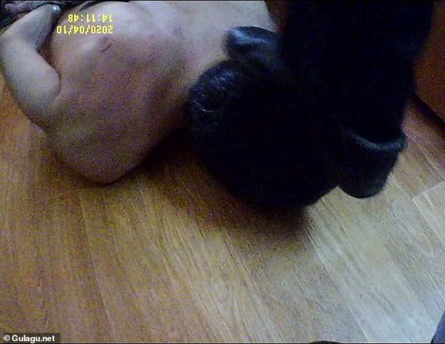 Προσοχή, σκληρές εικόνες: Οργανωμένο κύκλωμα βιασμών σε ρωσικές φυλακές - Ανατριχιαστικά βίντεο στη δημοσιότητα