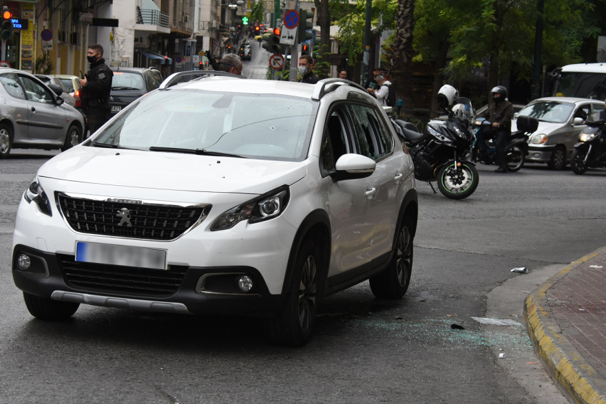 Καταδίωξη στο κέντρο της Αθήνας: Οι αστυνομικοί παρακολουθούσαν μέσω GPS το κλεμμένο όχημα