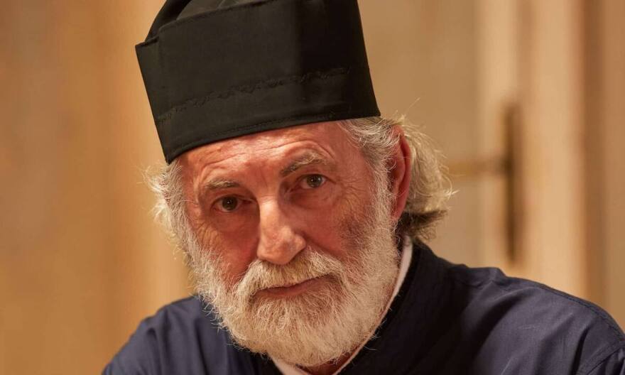 «Συνάντηση γενεών» στην τηλεόραση: Η επιστροφή των...  βετεράνων στη μυθοπλασία