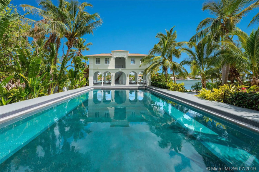 Αλ Καπόνε: Η έπαυλή του «γλίτωσε» την κατεδάφιση και πουλήθηκε για 15,5 εκατ. δολάρια - Δείτε φωτογραφιες