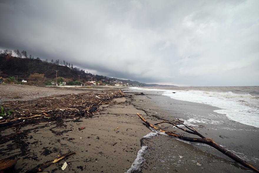 Εύβοια: Έκτακτη χρηματοδότηση 20 εκατ. ευρώ ανακοίνωσε ο Τριαντόπουλος