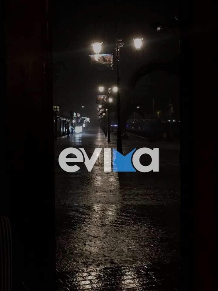 Συνεχίζεται η κακοκαιρία «Αθηνά»: Ισχυρές καταιγίδες σε Αθήνα και Χαλκίδα 