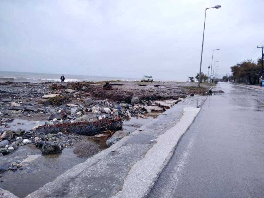 Σαρωτικό το πέρασμα της κακοκαιρίας «Αθηνά» από τη Λάρισα - Δείτε φωτογραφίες