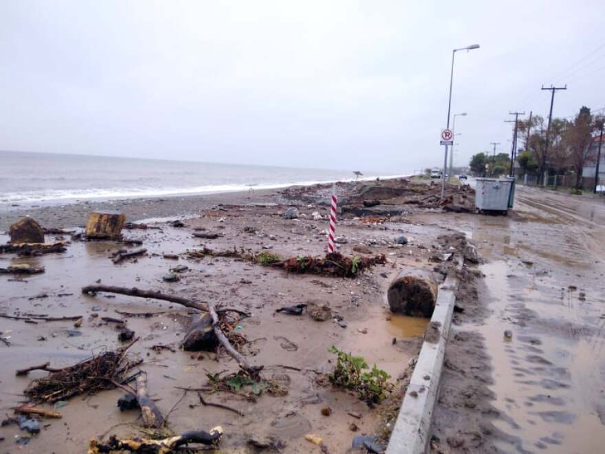 Σαρωτικό το πέρασμα της κακοκαιρίας «Αθηνά» από τη Λάρισα - Δείτε φωτογραφίες