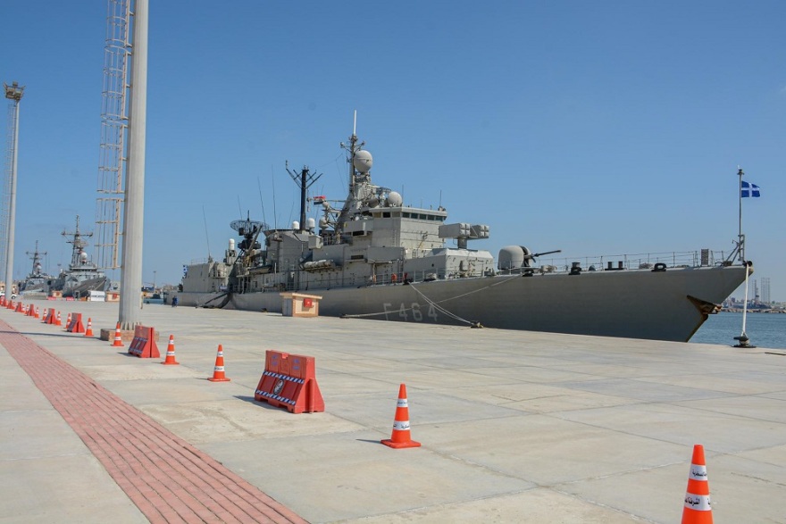 Συνεκπαίδευση της φρεγάτας «Κανάρης» με την φρεγάτα «Alexandria» της Αιγύπτου (φωτογραφίες)