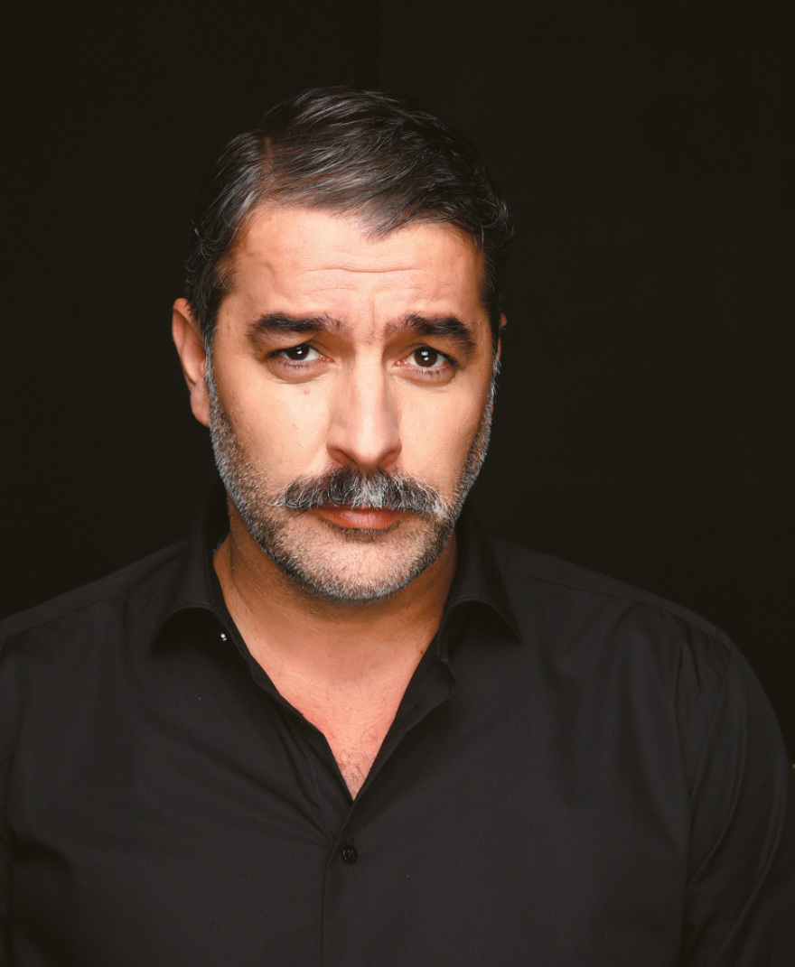 Δέσποινα Βανδή - Βασίλης Μπισμπίκης: Τα μυστικά ενός έρωτα που ξεκίνησε από το Διαφάνι