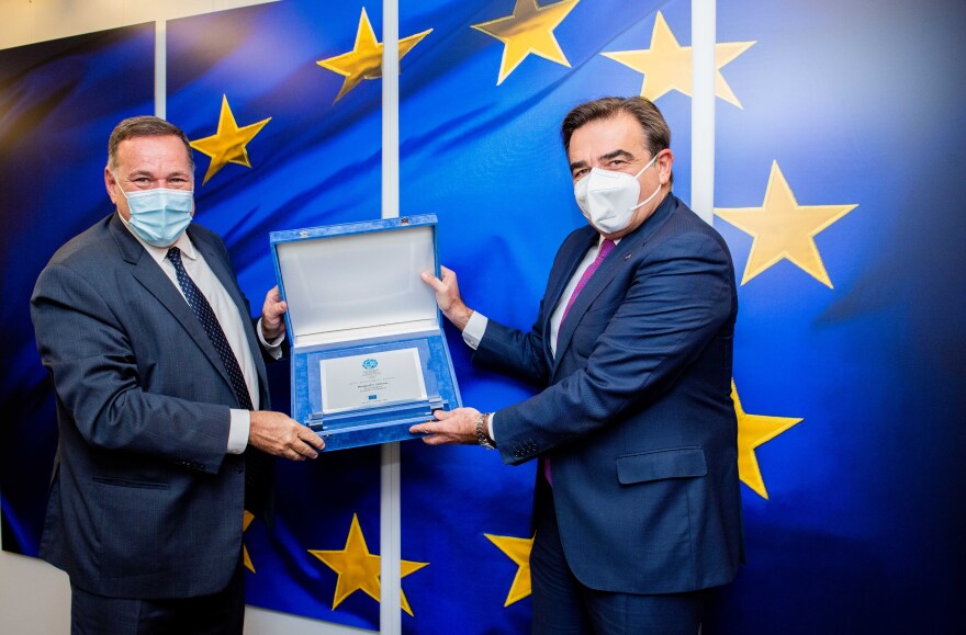 Συνάντηση του Σπύρου Καπράλου με τον Αντιπρόεδρο της Ευρωπαϊκής Ενωσης Μαργαρίτη Σχοινά