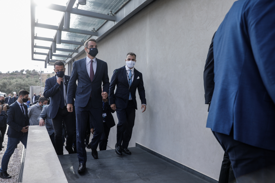 Μητσοτάκης στα εγκαίνια της Lamda Hellix: «Φιλοδοξία μας να καταστεί η Ελλάδα κόμβος μεταφοράς δεδομένων»