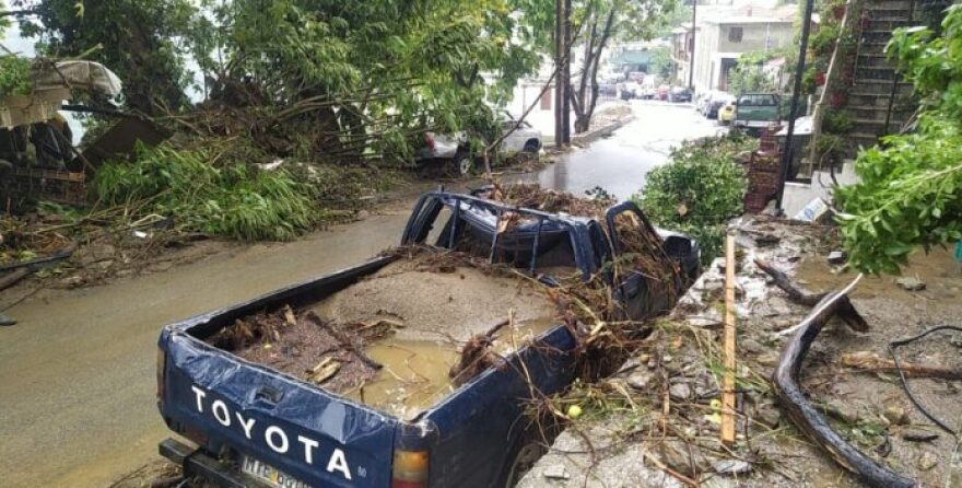 Καιρός: Πλημμύρες και ανυπολόγιστες ζημιές σε Πήλιο, Εύβοια και Λάρισα - Νέα κακοκαιρία από Πέμπτη
