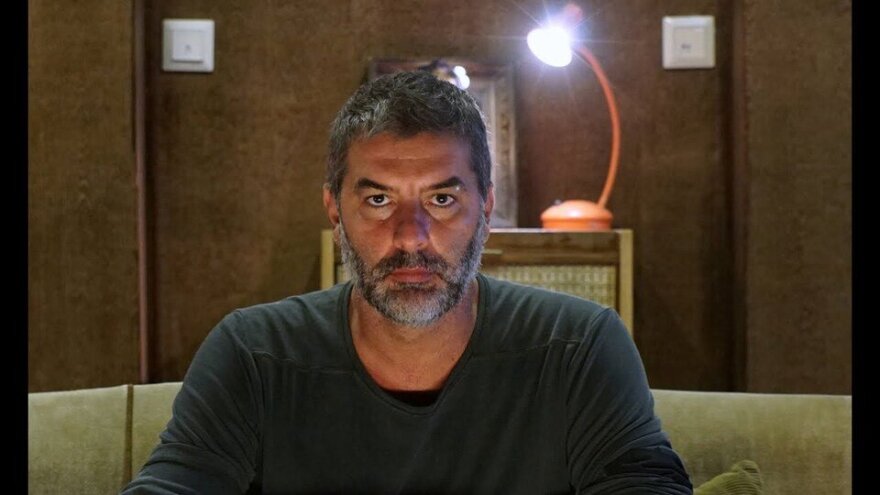 Δέσποινα Βανδή - Βασίλης Μπισμπίκης: Τα μυστικά ενός έρωτα που ξεκίνησε από το Διαφάνι